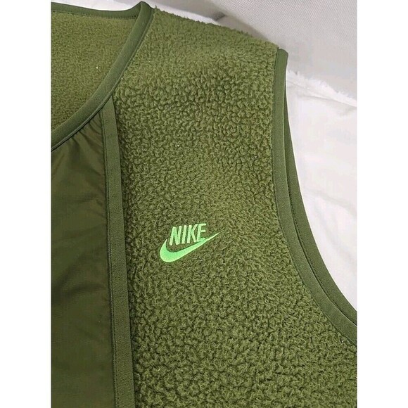 Nike Sportswear Essentials High Pile Fleece Vest Full-Zip Green Men's Size L - Picture 9 of 9